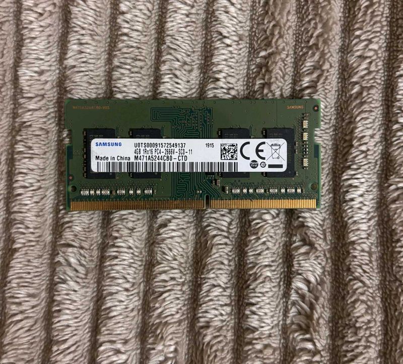 Samsung 4GB DDR4 RAM