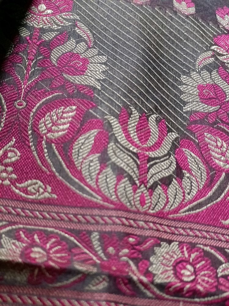 Unstitched Suit With Top Bottom And Dupatta