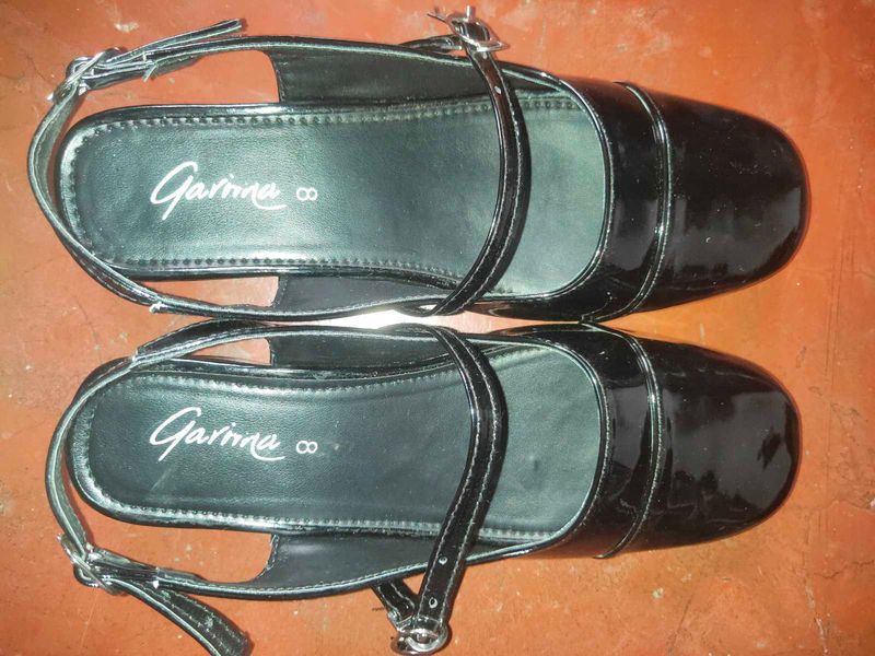 Black marry Jane heel ballerina