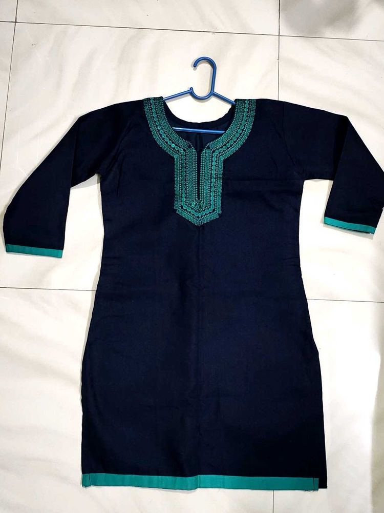 Navy Blue Embroidered Kurta