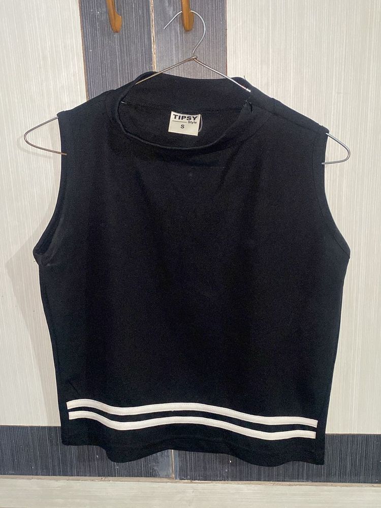 Women’s Black Top