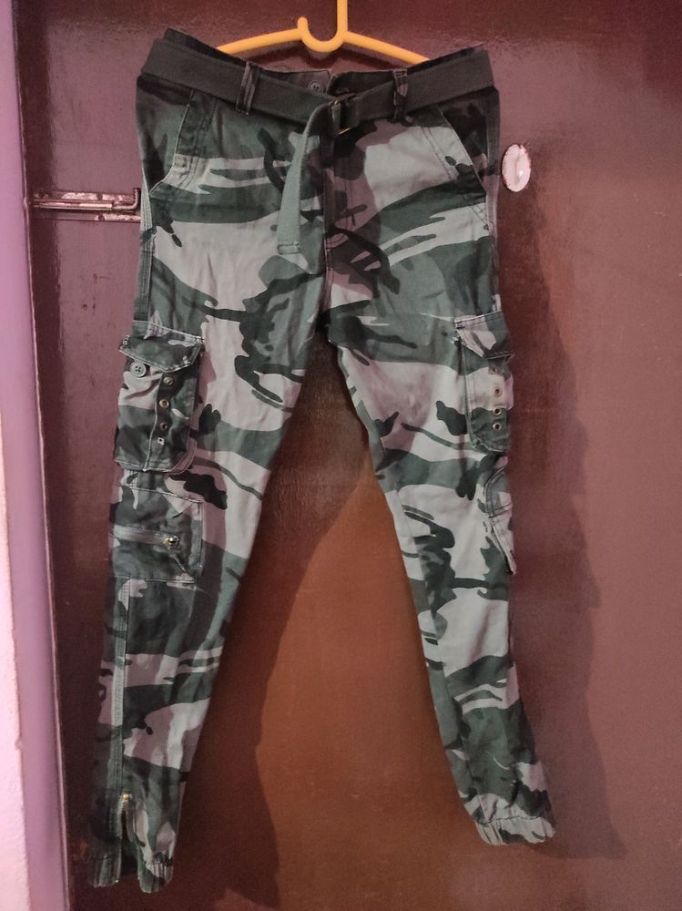 Camouflage Cargo Pant 30 Waist.Small Size.