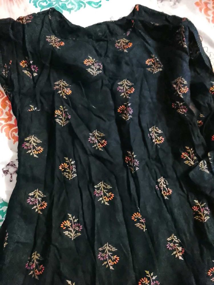 Floral Print Black Tunic