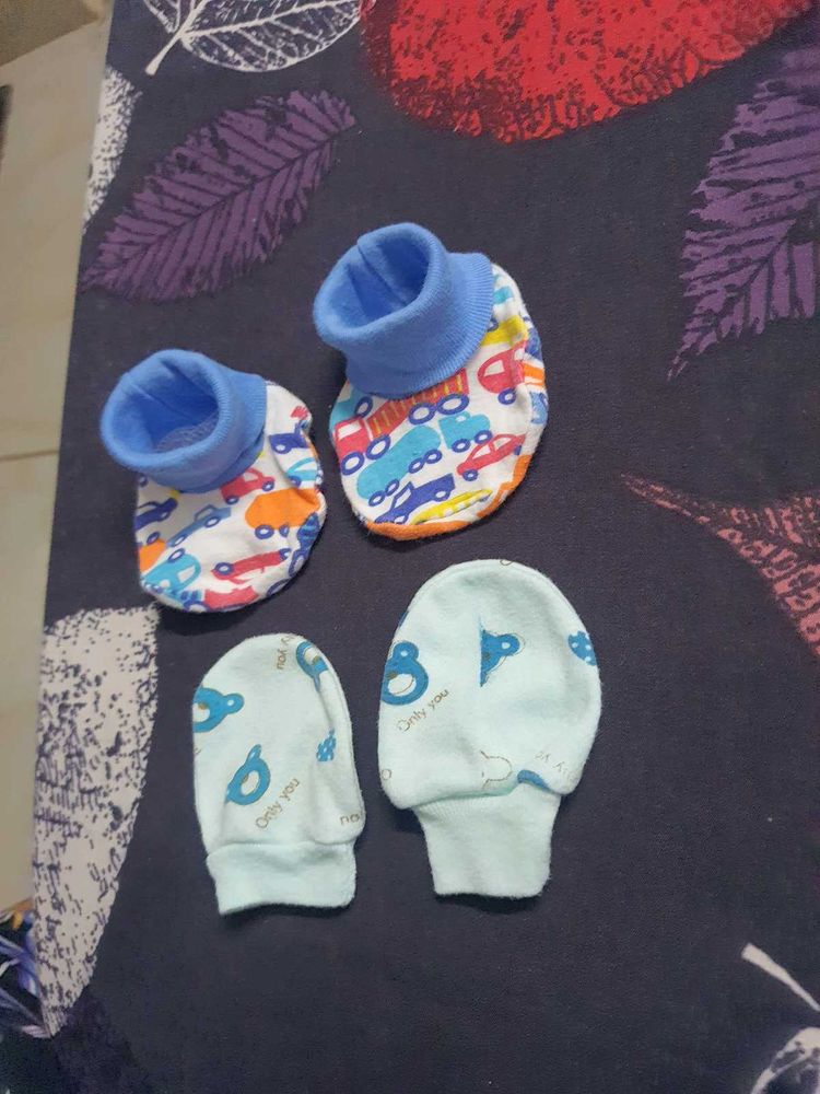 Baby Mittens &amp; Booties