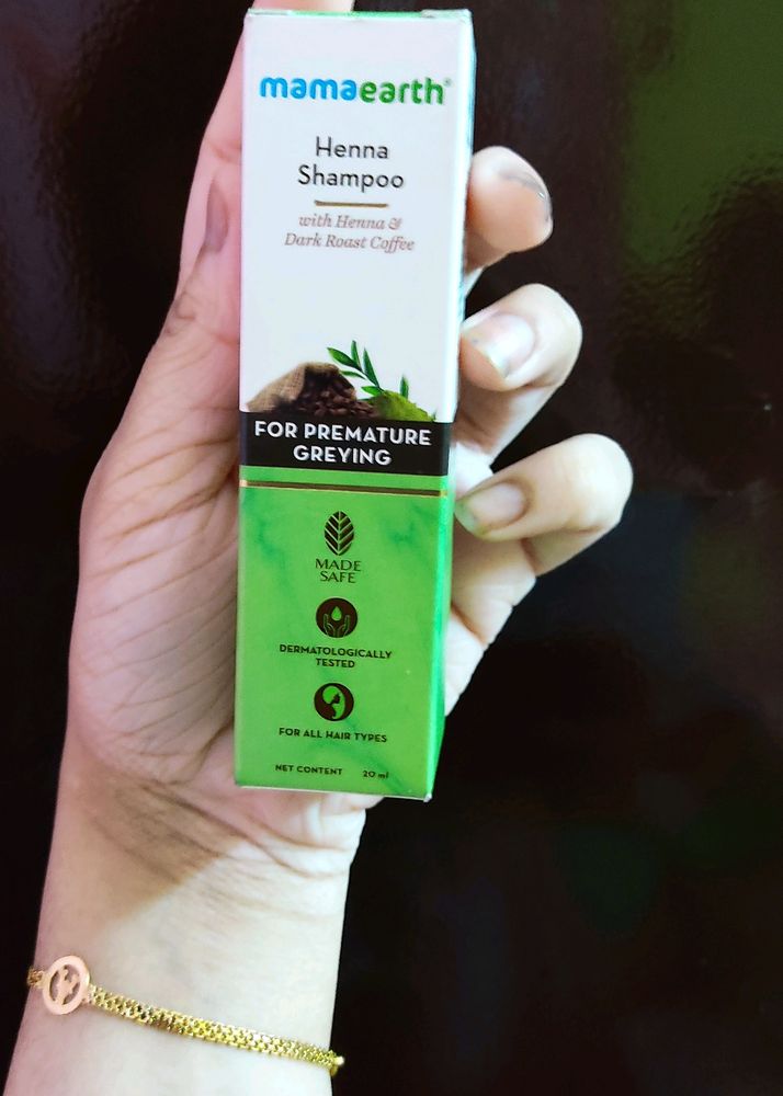 Mamaearth Hena Shampoo With Hena &amp; Dark Roast Coffee