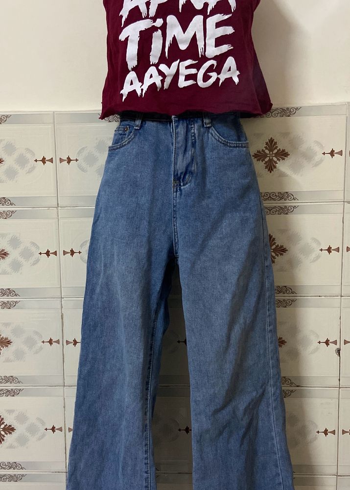 SLEEVELESS CROP TOP