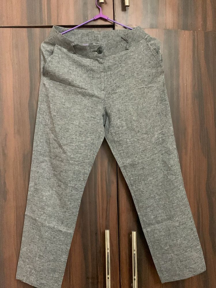 Grey Cropped Trousers