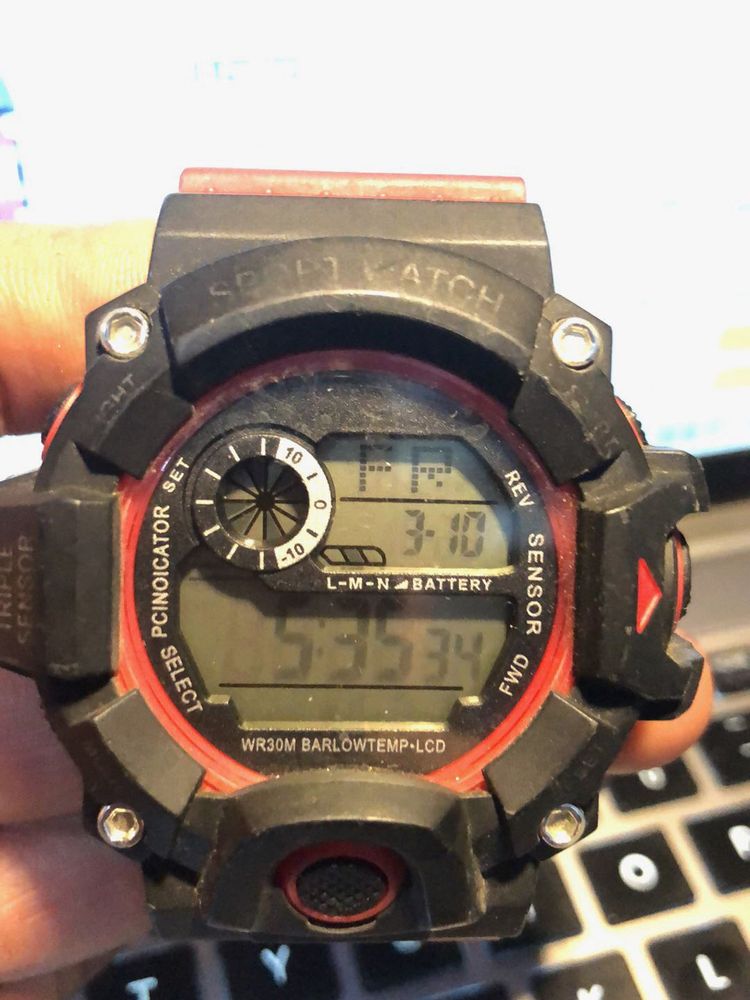 Digital Sports Watch - Shocknshop