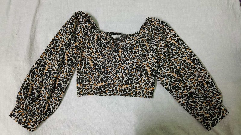 Leopard print top
