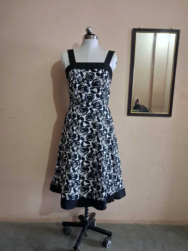 Black And White Floral Dress