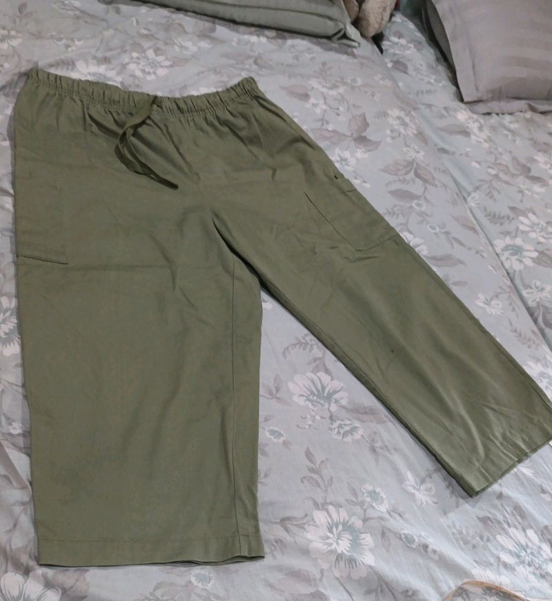Khaki Cargo Capris, Easy Way Quick Drying