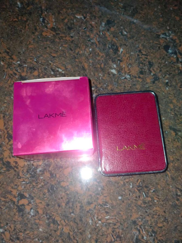 Lakme CC And Mirror