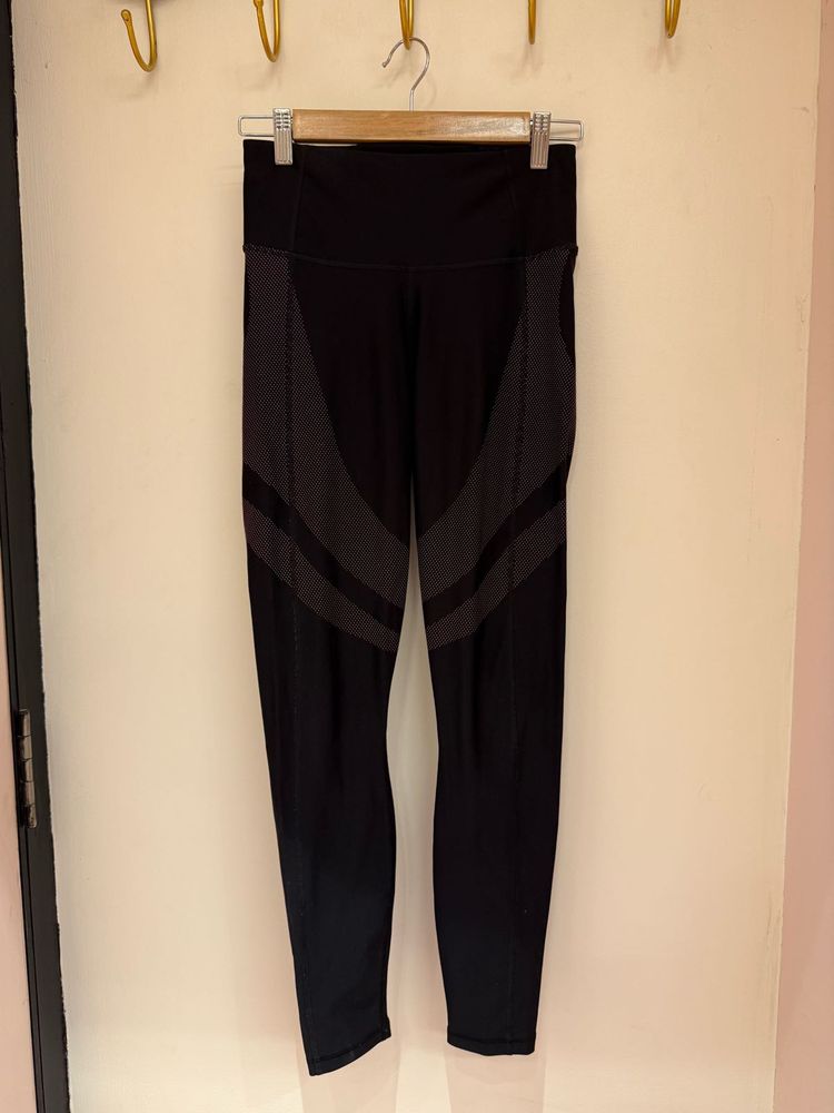 Black Patterned Leggings