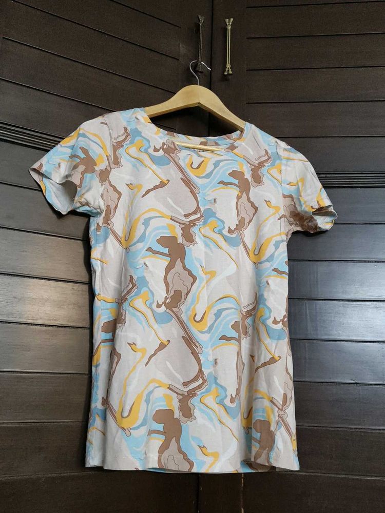 Honey by pantaloons mumti coloured printed tshirt