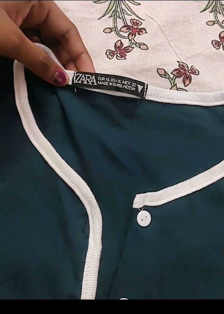 Zara Crop Button Ribbed Top