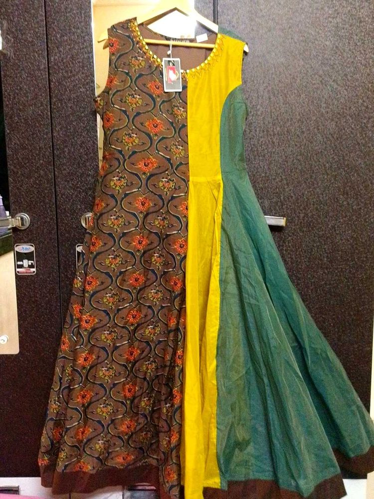 Beautiful Gown 🤎💚