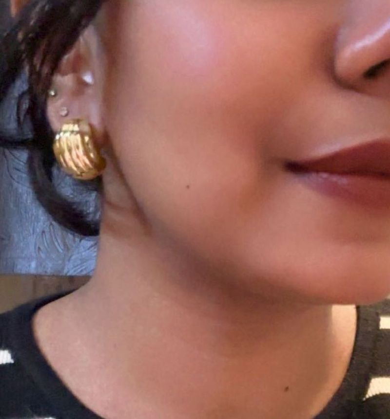 golden earring (item 9)