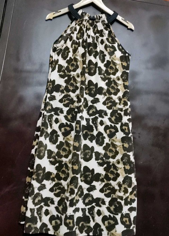 Black Floral Printed Dress For 32 Bust