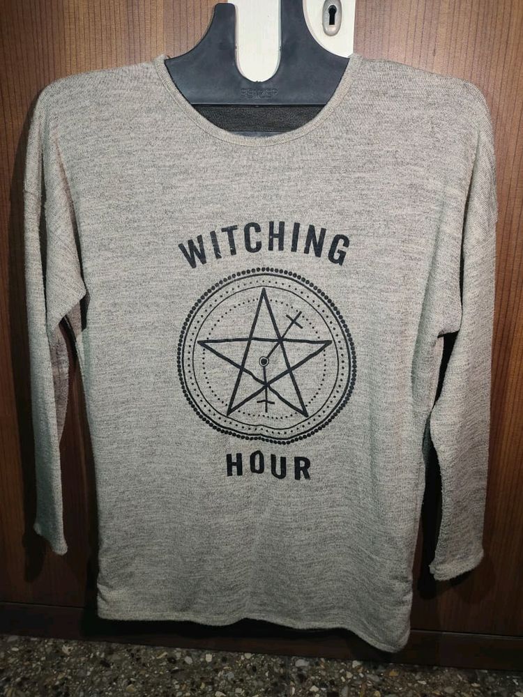 Sweatshirt With Back Design