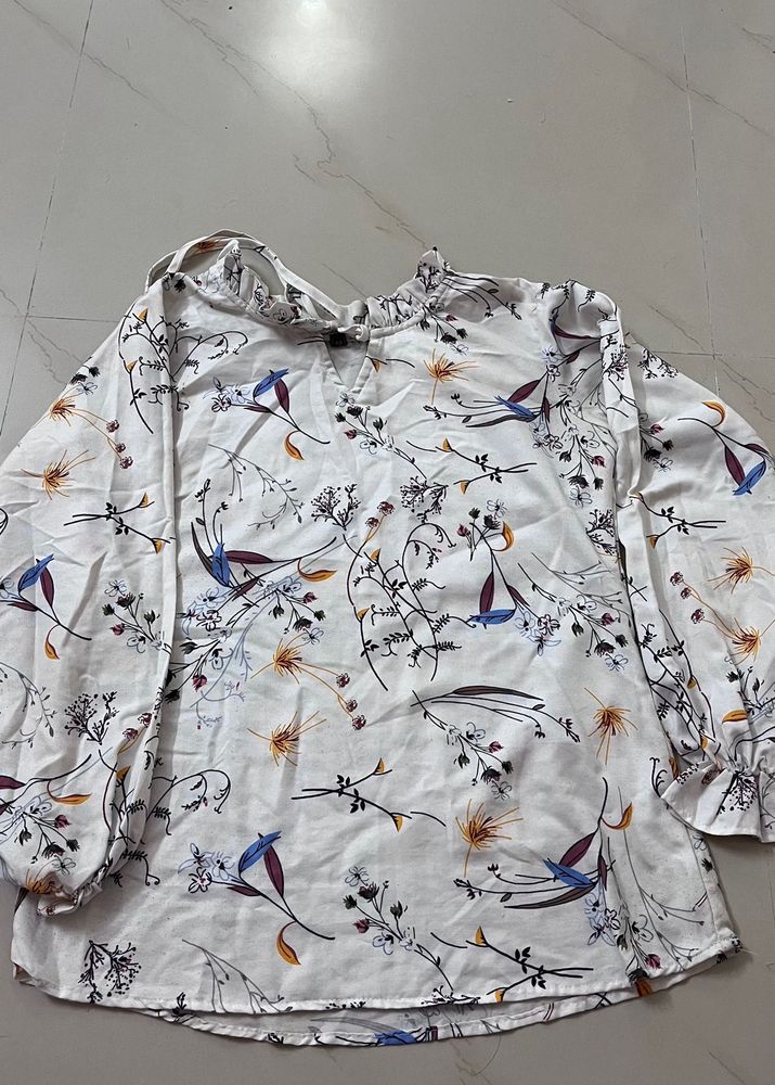 Floral Print Top🌸