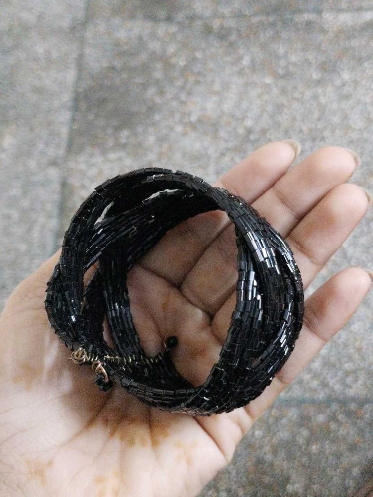 Black Beaded Bracelet