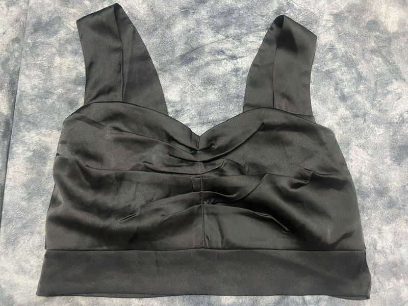 Black Crop Top From Urbanic