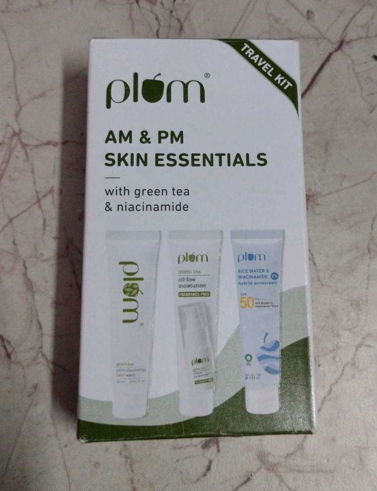 Plum Travel Kit
