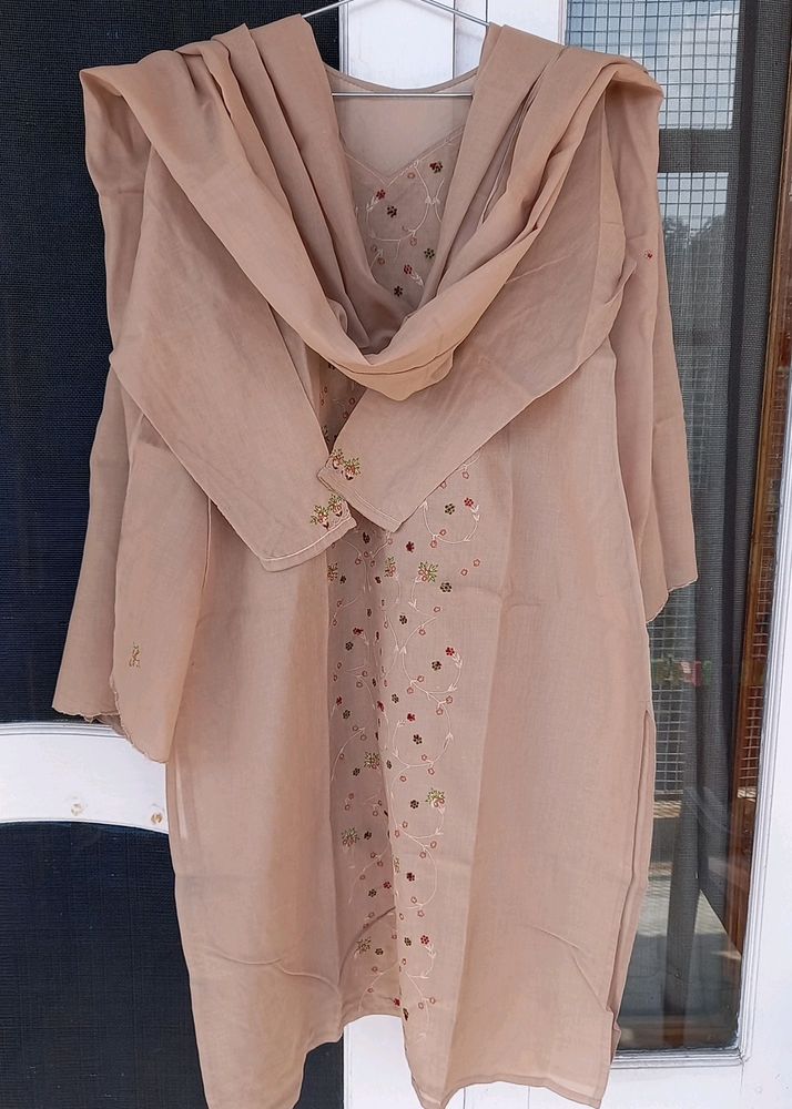 Stitched Nude Salwar Suit Set With Dupatta