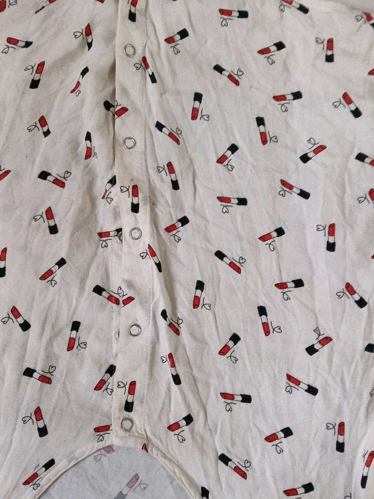 Cute Lipstick Print Romper