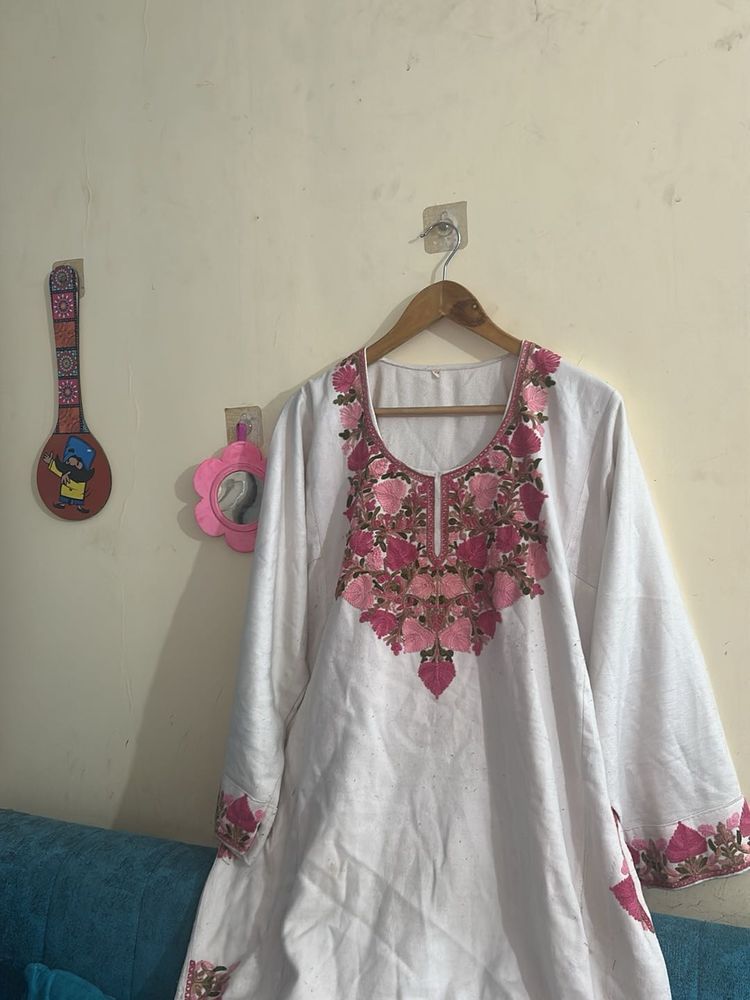 Elegant Embroidered Phiran