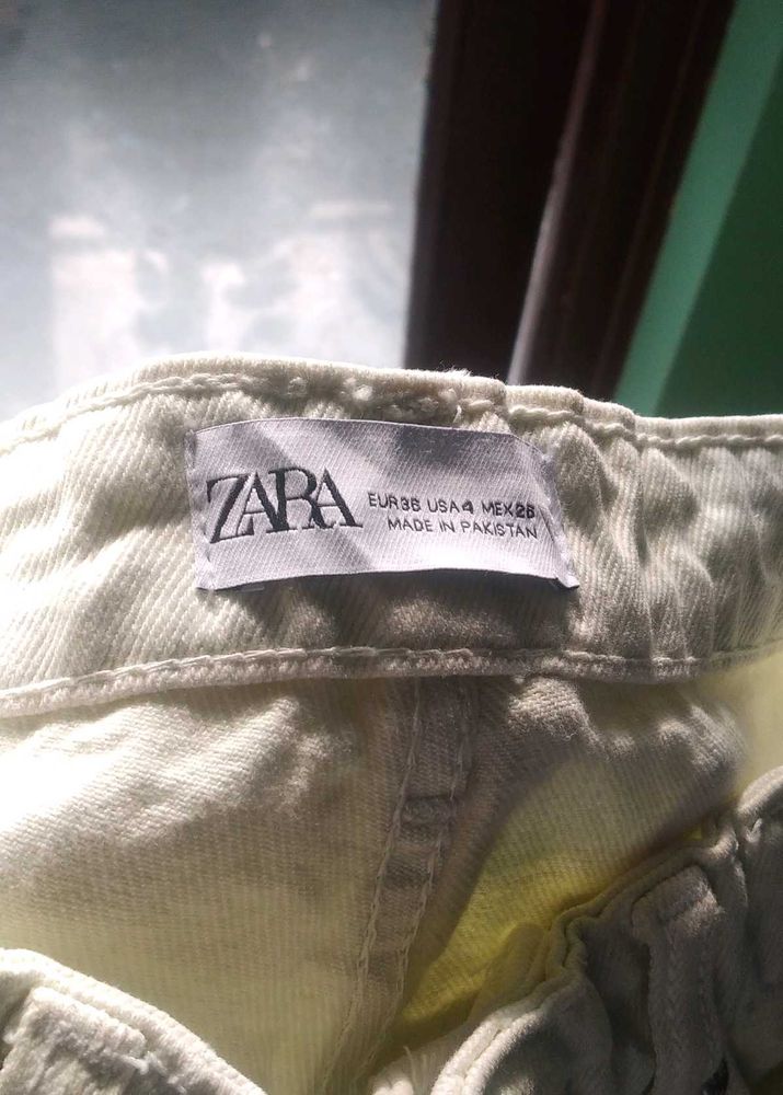 Zara Jeans