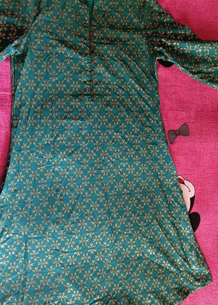 Dark Green straight Collar Neck Kurta