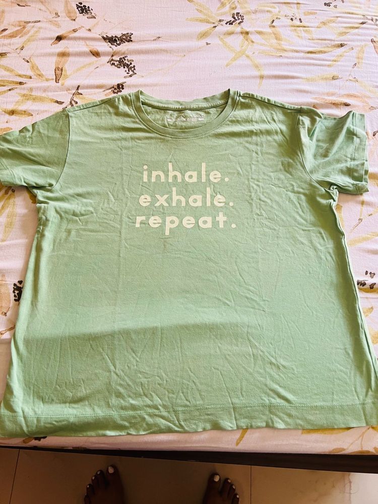 Green Tshirt Cotton World L Size