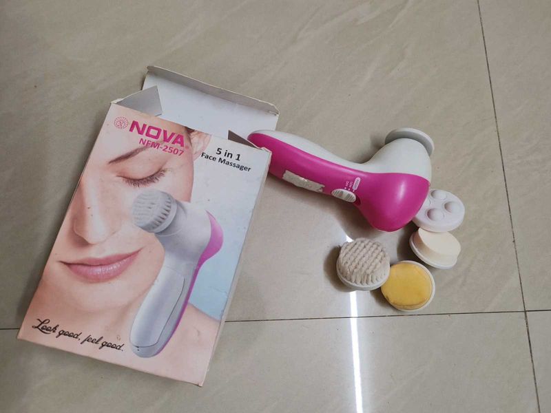 Nova Face Massager