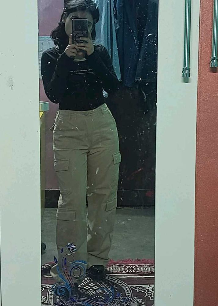 Beige Cargo Pant