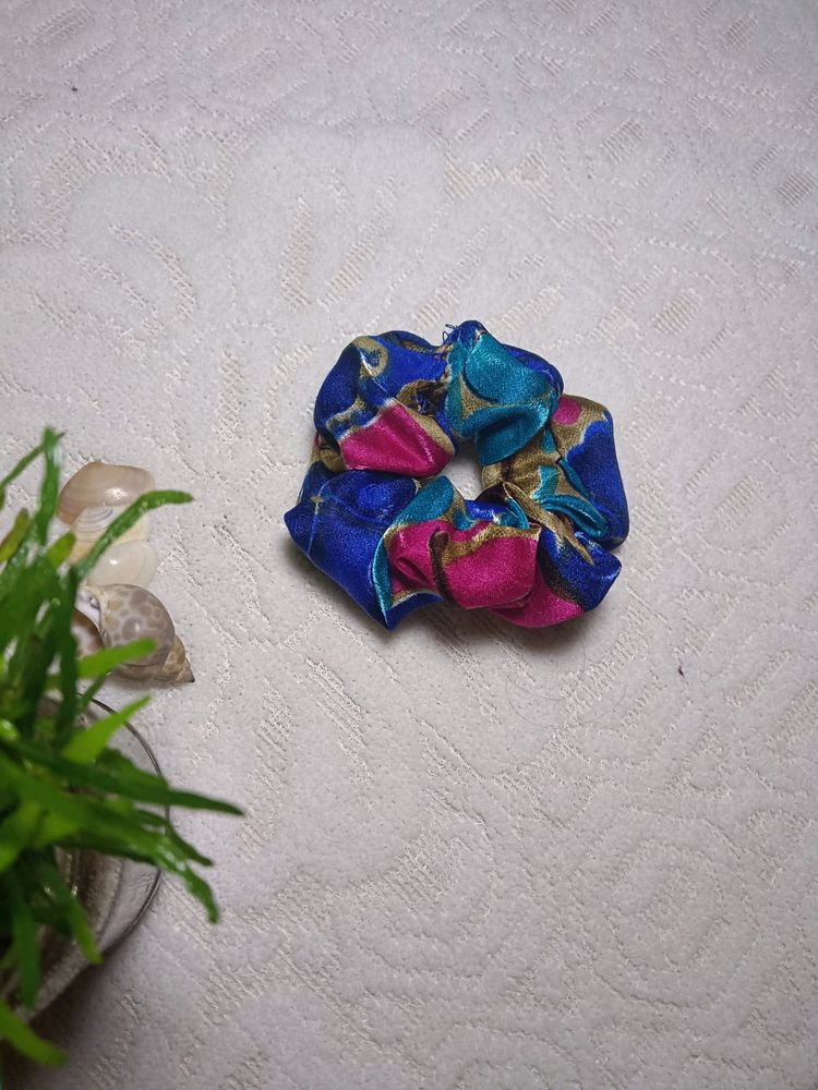 Mixed Scrunchie