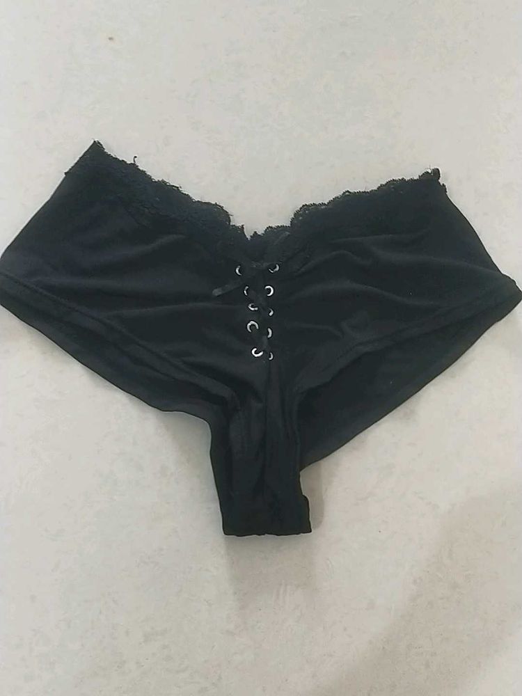 S Brief Fredrick 🖤