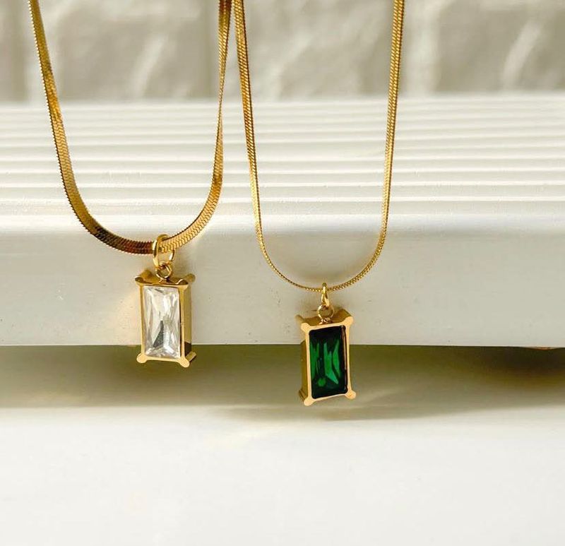 White/Green Pendant Necklace Anti-tarnish