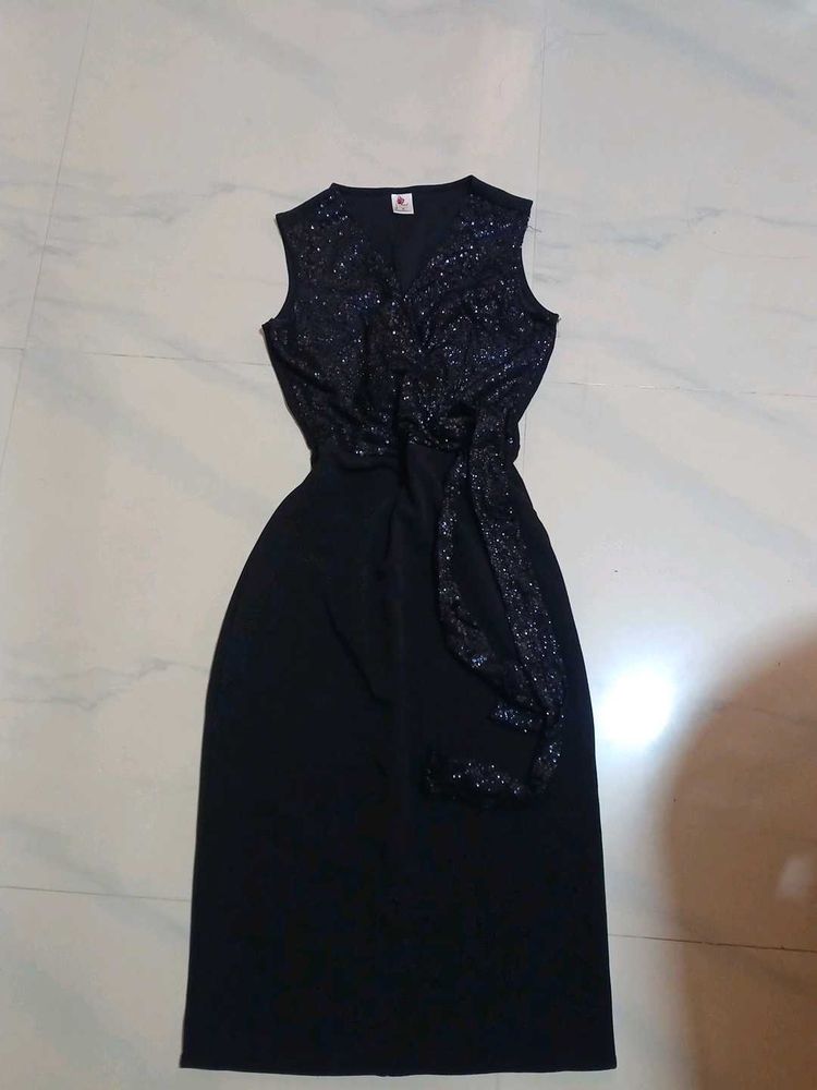 Elegant Black Dress