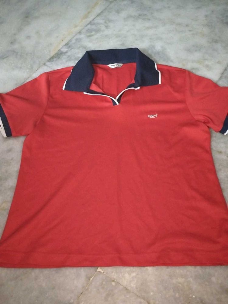 Red Tshirt