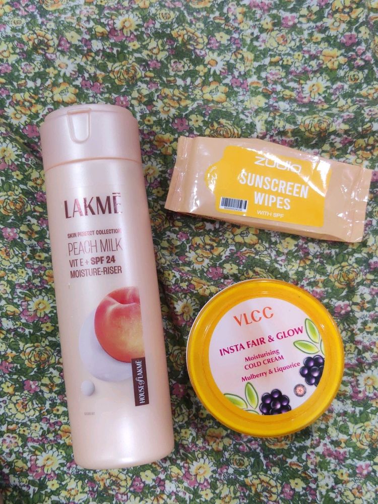 Combo of Lakme &amp; VLCC Moisturizer.FREE ZUDIO WIPES