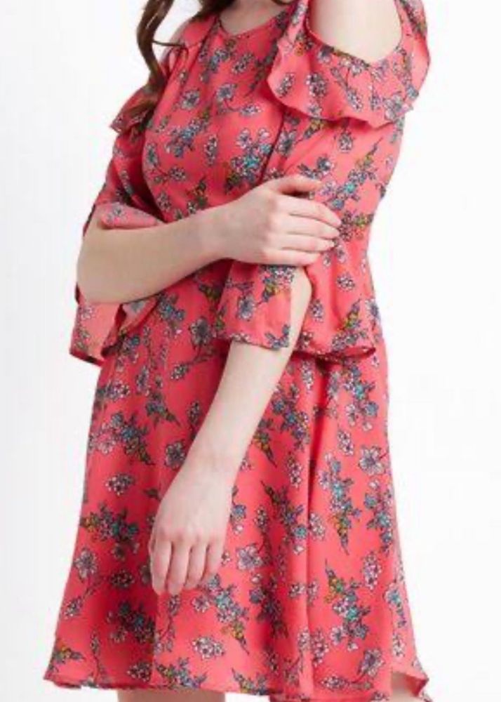 coral Printed Knee Length Casual Women Regular Fit