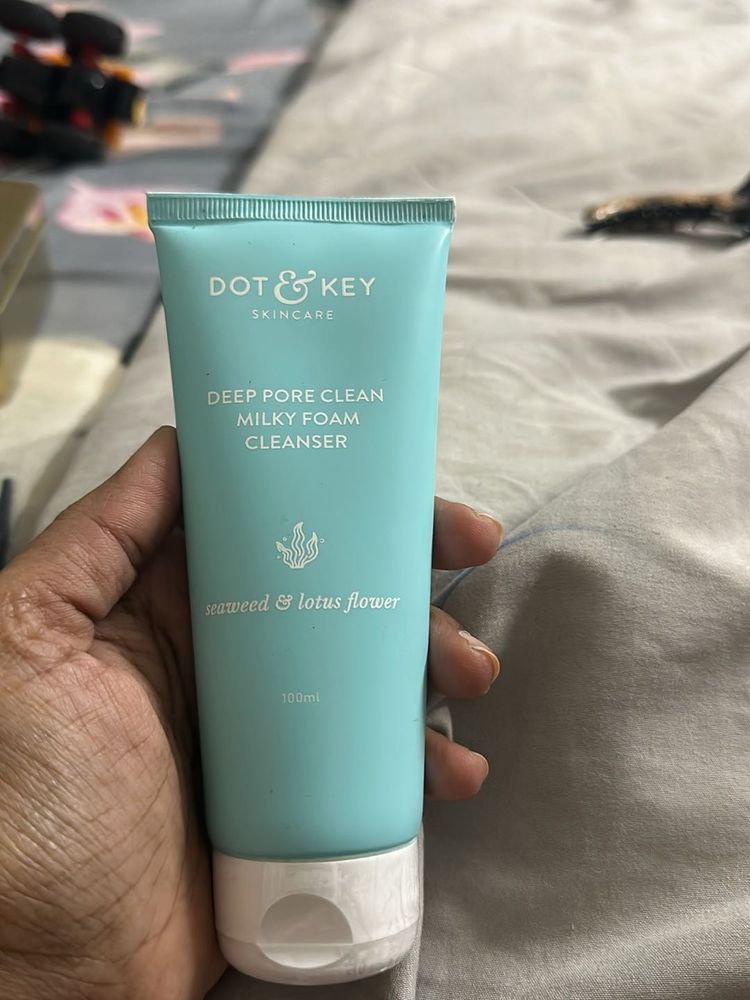 Dot and Key Foam Cleanser