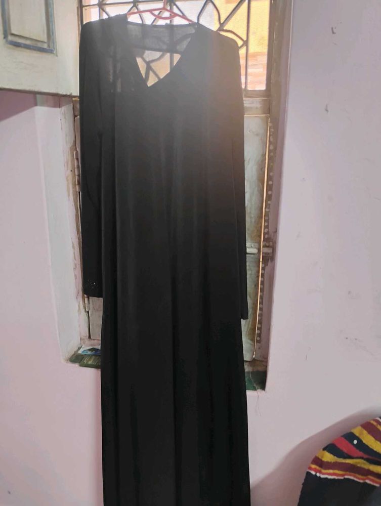 Black Burqa For Daily Wear...Very Good Condition