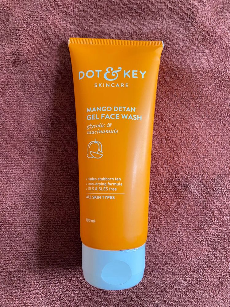 Dot &amp; Key Mango Detan Gel Face Wash