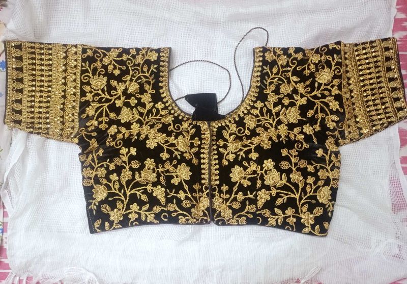 Velvet Gold Zari Embroidery Blouse (38 alterable)