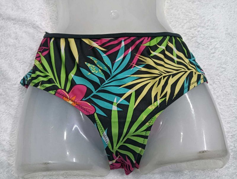 Floral Print 🇲🇾Bikini Bottom