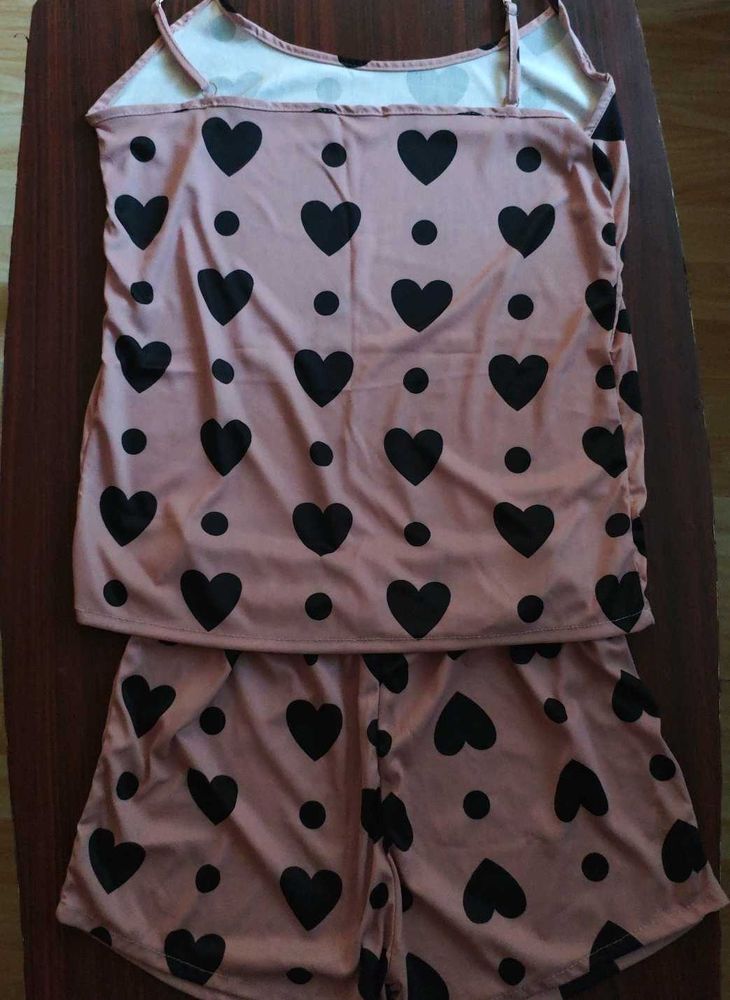 🖤 Adorable Nightwear Set – Black Heart Print 🖤
