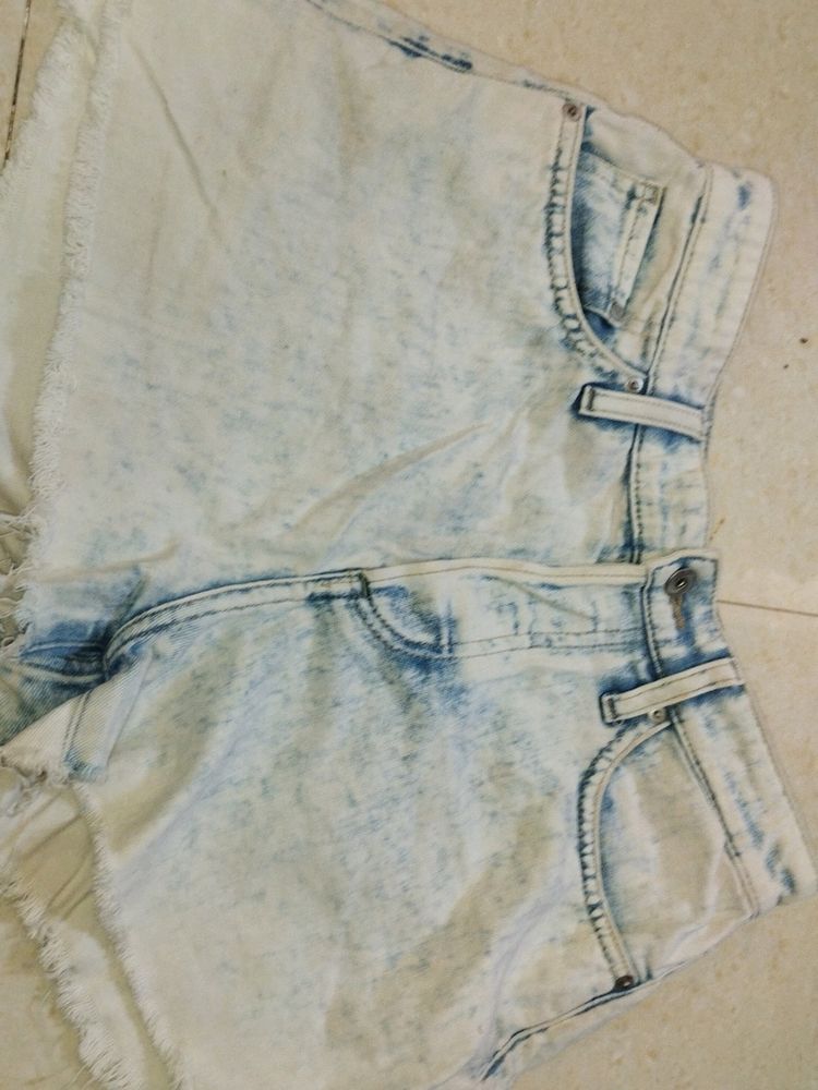 &amp;denim shorts