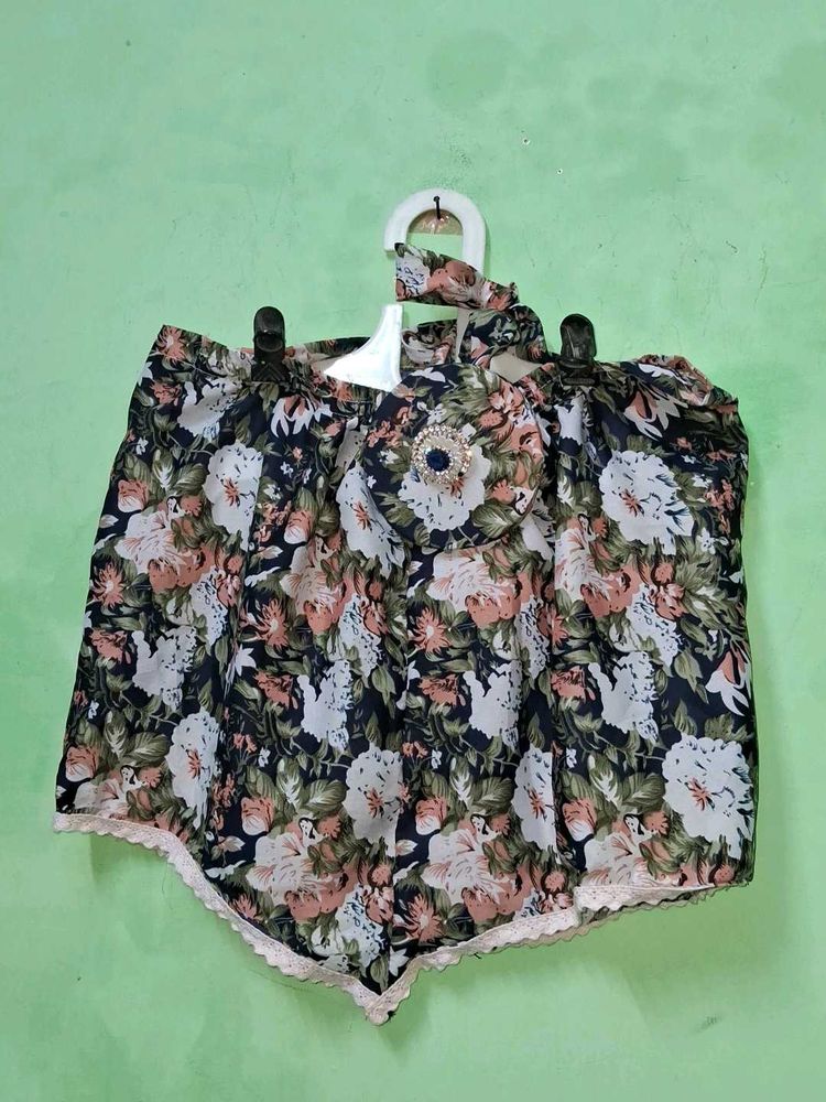 Floral Print Shorts Set